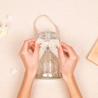 marcilla tendencia diy reutiliza los botes de marcilla soluble creme express para convertirlos en originales lamparas que brillan con luz propia 6