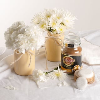 marcilla tendencias diy convierte tus botes de cristal de marcilla soluble creme express en originales mini jarrones